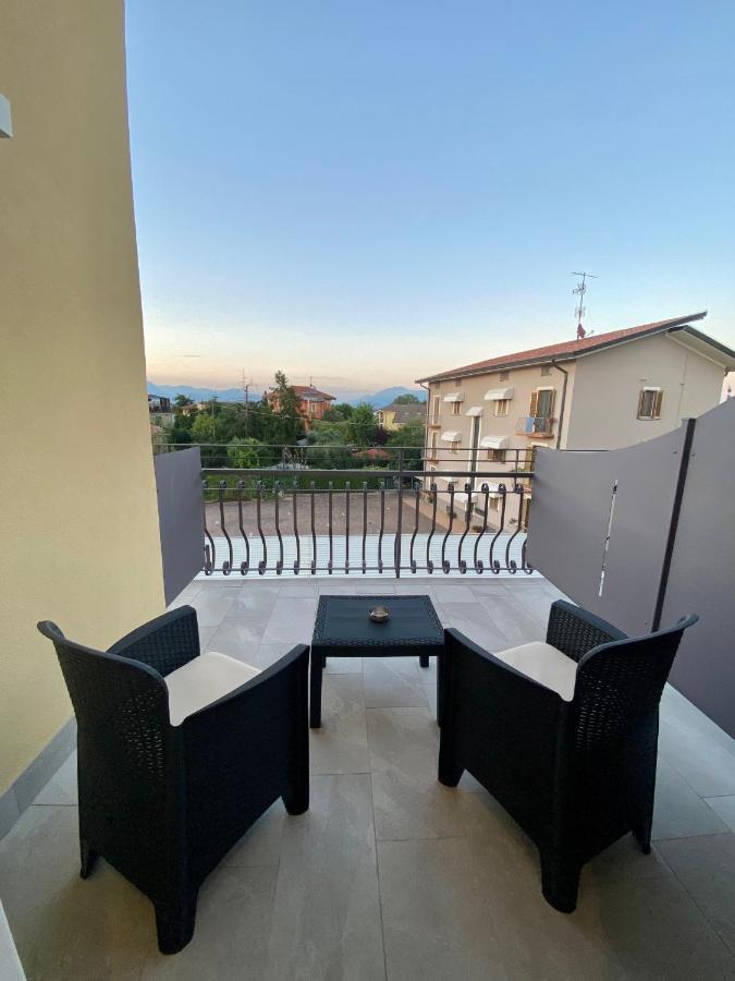 Villa Elena Desenzano del Garda Buitenkant foto